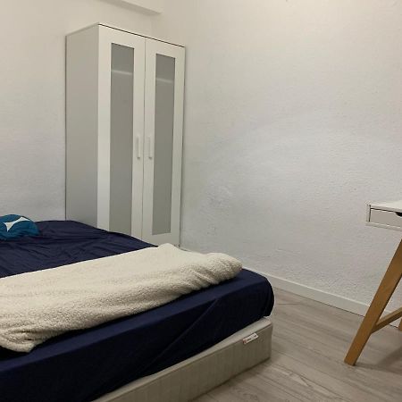 Habitacion En Piso Compartido Cerca A Ciudad De Las Artes Y Las Ciencias 발렌시아 외부 사진