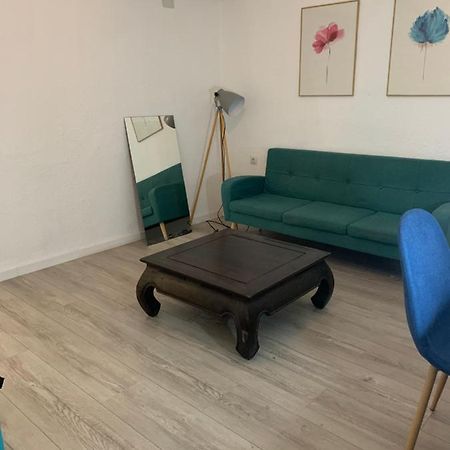 Habitacion En Piso Compartido Cerca A Ciudad De Las Artes Y Las Ciencias 발렌시아 외부 사진